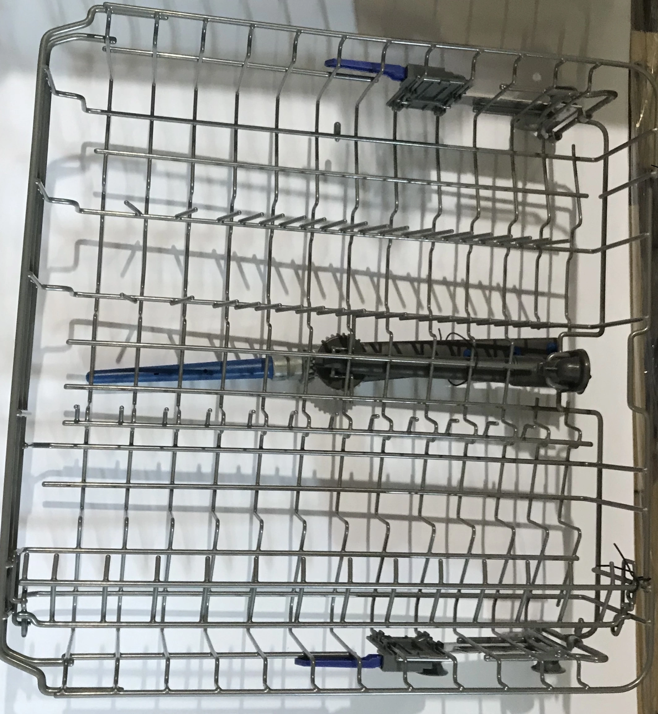 Horní koš s INNOWASH ramenem E5 MNV5860, MNV5660, MNV4660